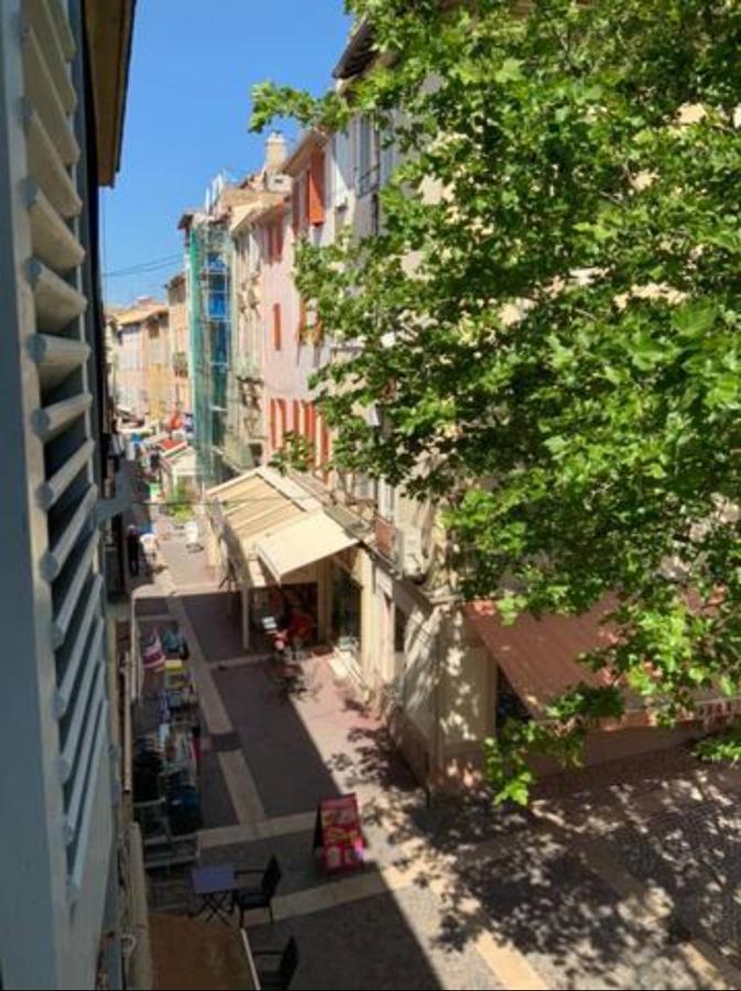 Centre Historique De Frejus - Face A La Mairie Apartment Ngoại thất bức ảnh